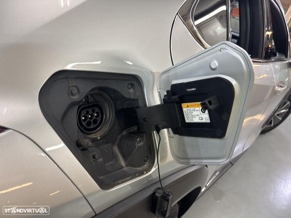 Lexus UX 300e Premium - 10