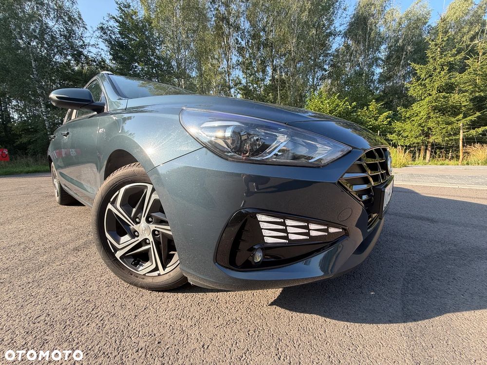 Hyundai i30 1.5 T-GDI 48V Comfort DCT - 12