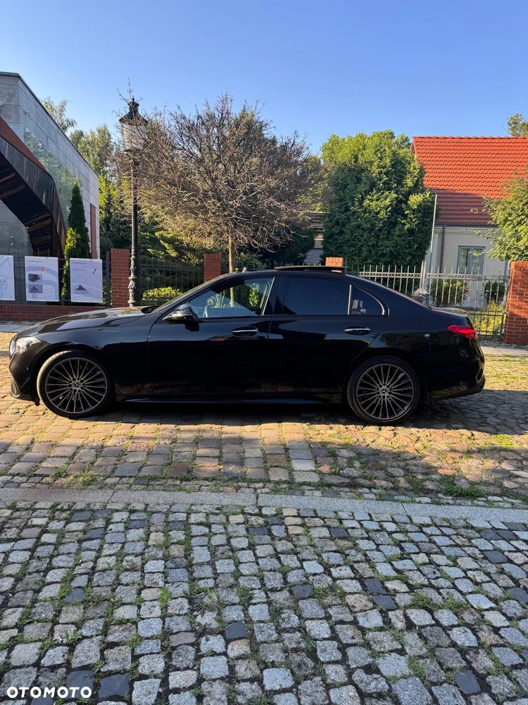 Mercedes-Benz Klasa C 180 9G-TRONIC AMG Line - 2