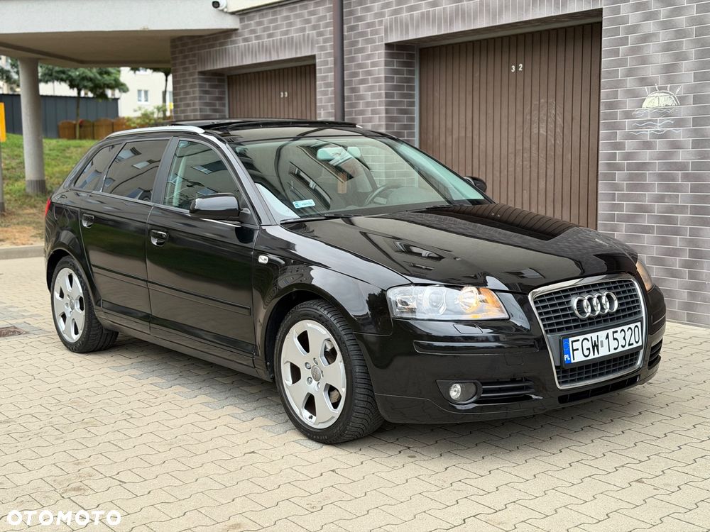 Audi A3 Sportback - 1