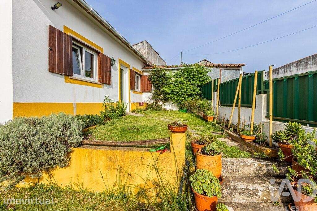 Moradia isolada T3 em Alcanede de 125 m2 - Grande imagem: 3/23