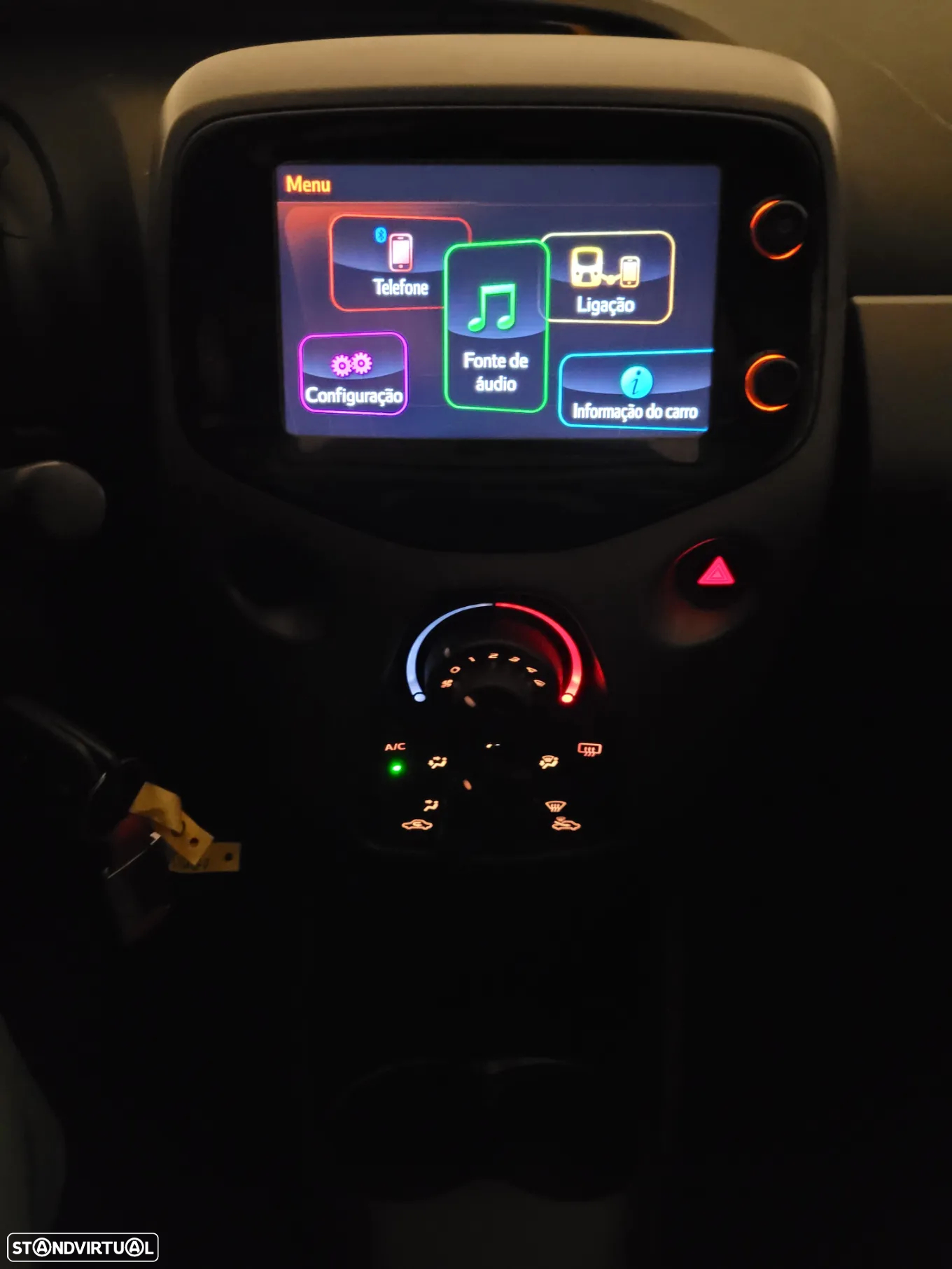 Toyota Aygo 1.0 X-Play+X-Touch - 8