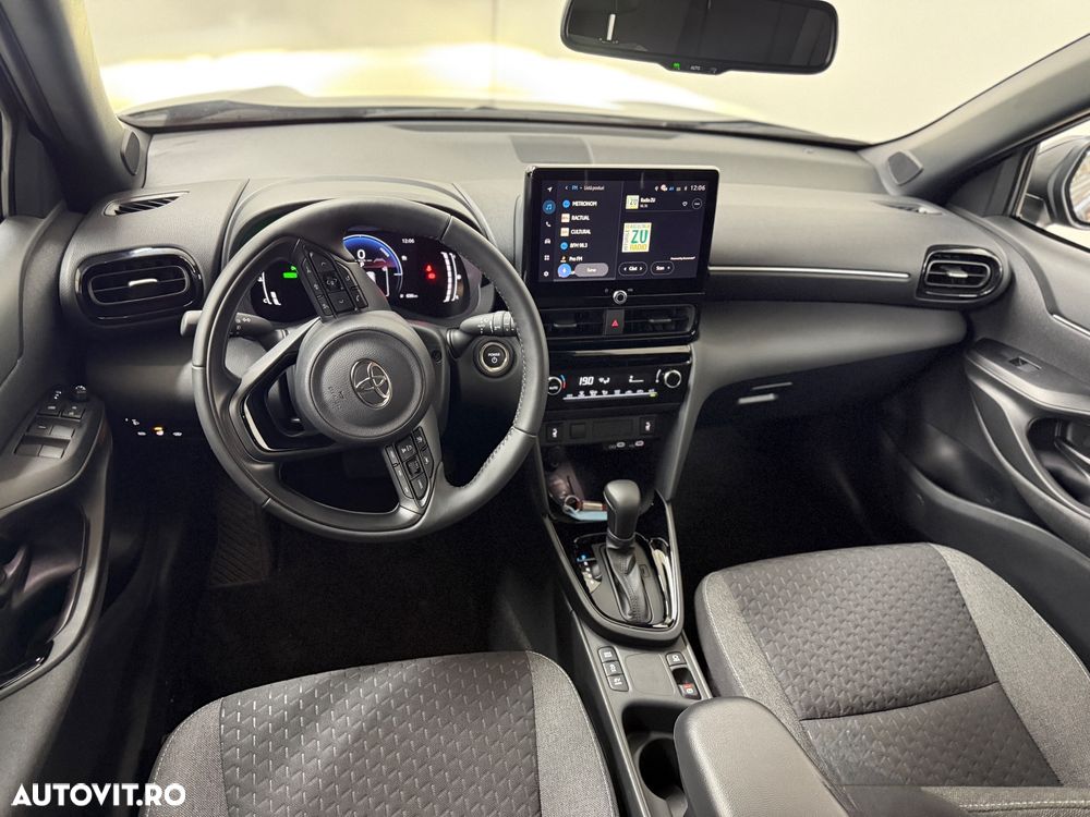 Toyota Yaris Cross 1.5 VVT-i HSD 116 4x2 HEV Dynamic - 21