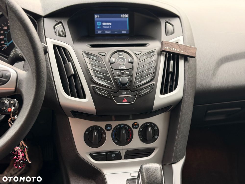 Ford Focus - 10