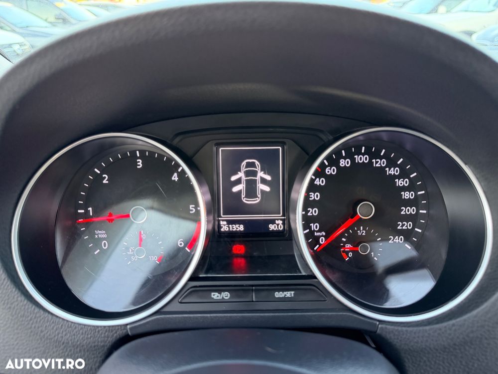 Volkswagen Polo - 18