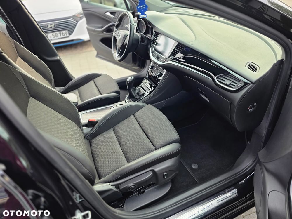 Opel Astra 1.4 Turbo Innovation - 13