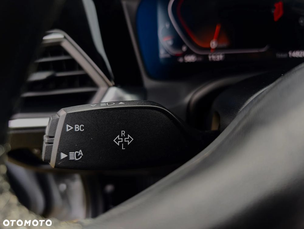 BMW Seria 3 318d Sport Line Shadow - 31