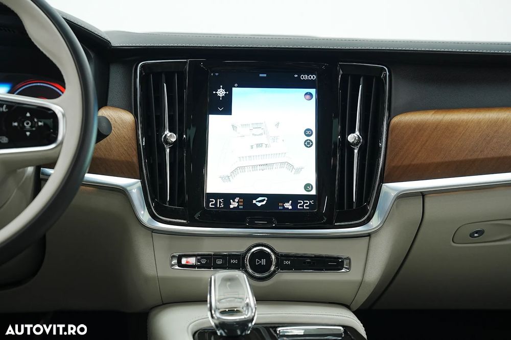 Volvo S90 T8 Recharge AWD Geartronic Inscription - 36
