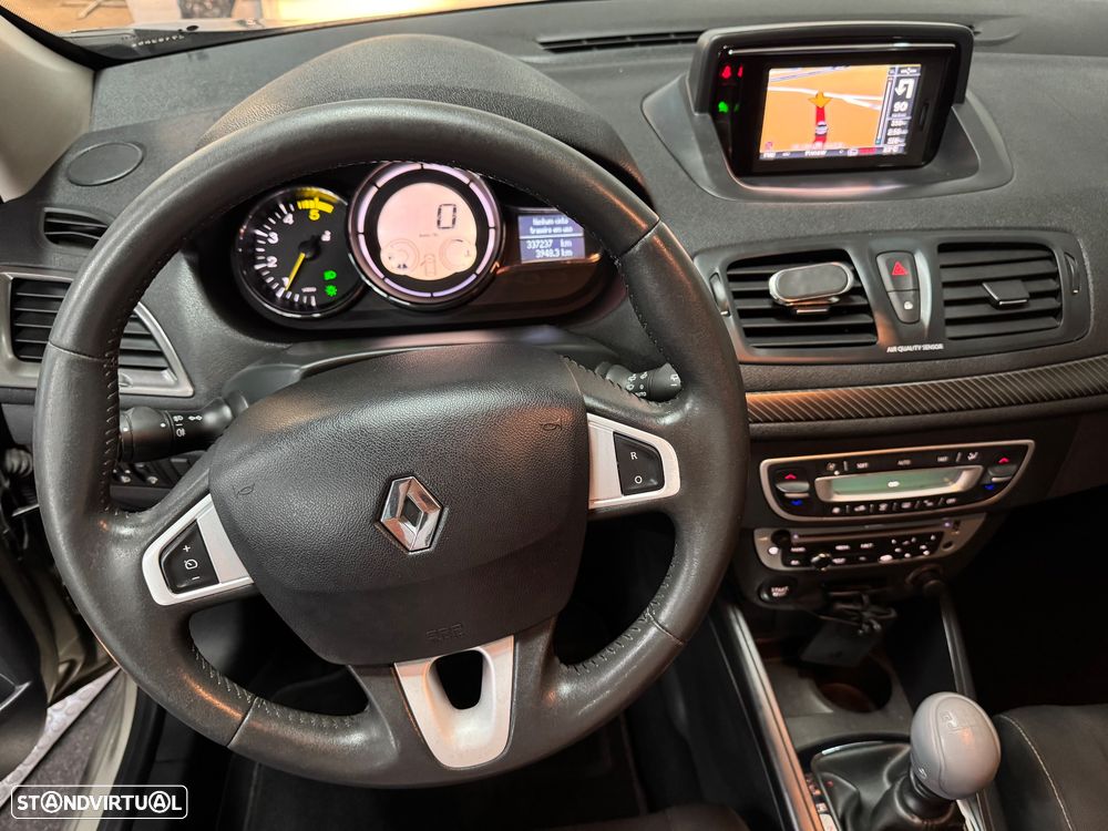 Renault Mégane Sport Tourer 1.5 dCi Dynamique SS - 16