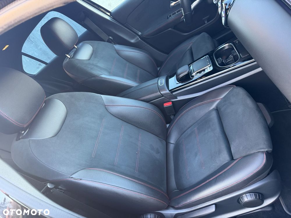 Mercedes-Benz Klasa A 250 7G-DCT AMG Line - 20