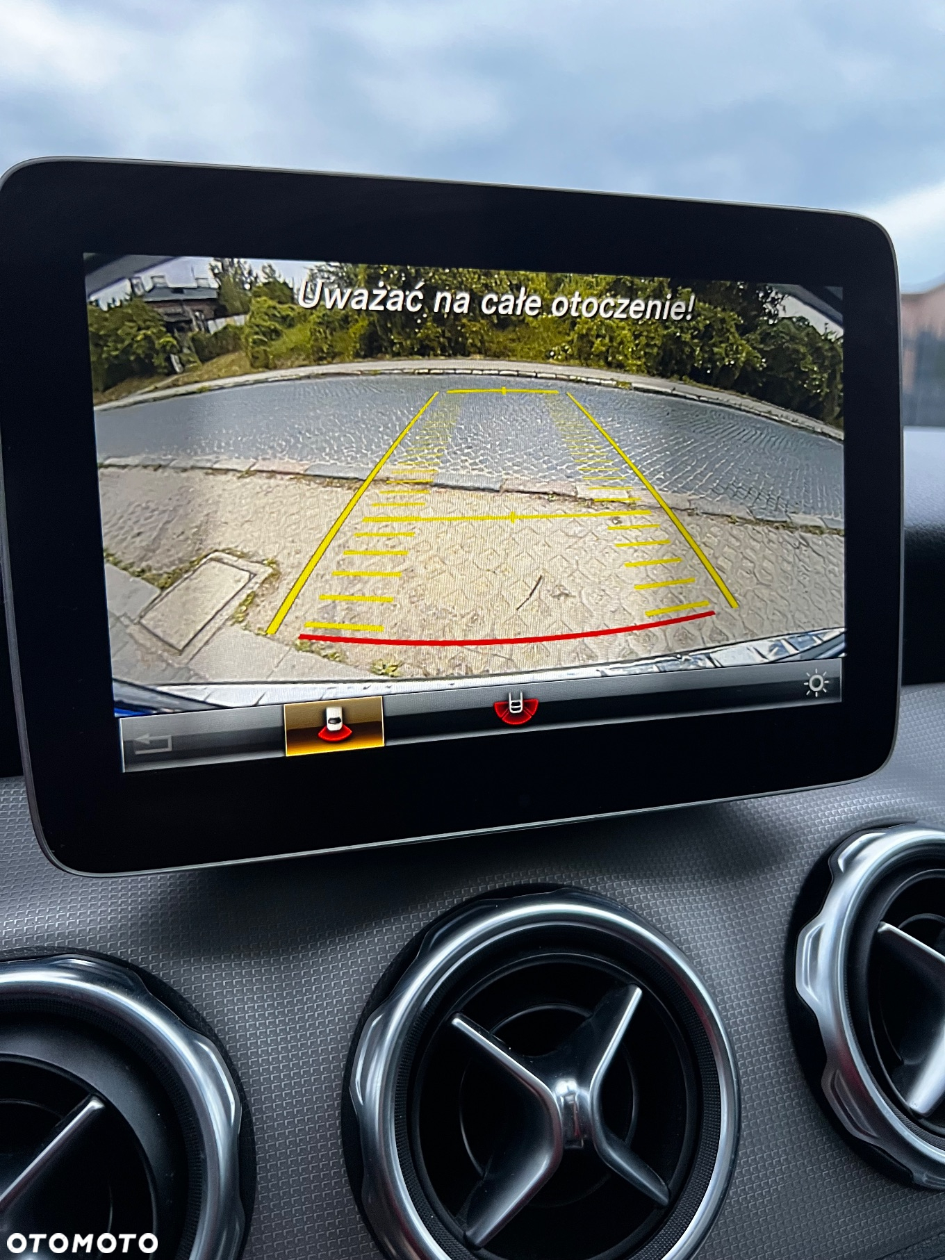 Mercedes-Benz GLA 250 4Matic 7G-DCT UrbanStyle Edition - 17