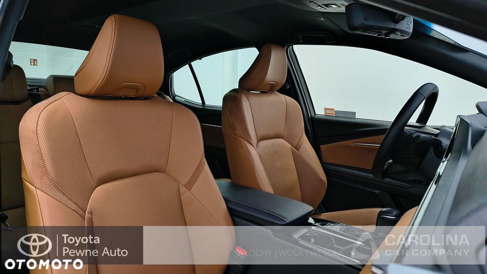 Toyota Camry 2025