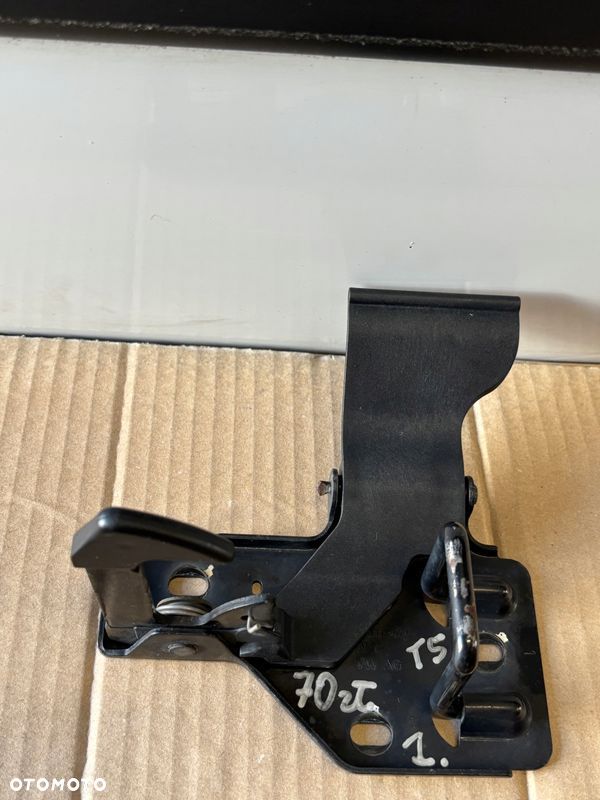 VW T5 TRANSPORTER MULTIVAN CARAVELLA 03- Zamek rygiel klamka zaczep maski - 1