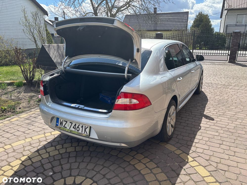 Skoda Superb 2.0 TDI Elegance - 5