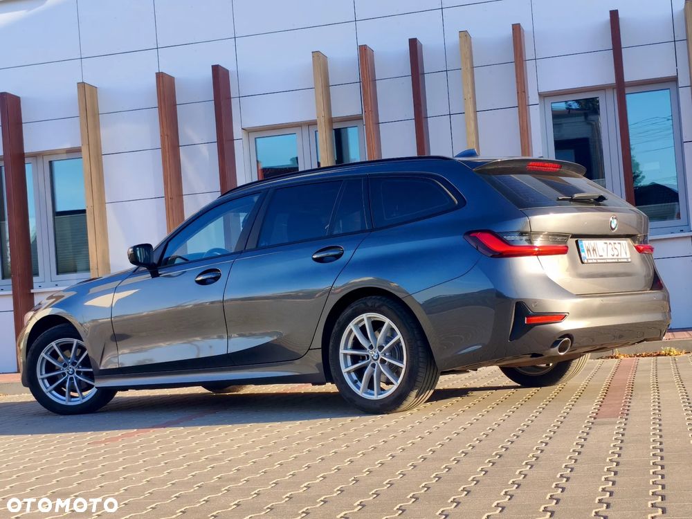 BMW Seria 3 318d Advantage - 3