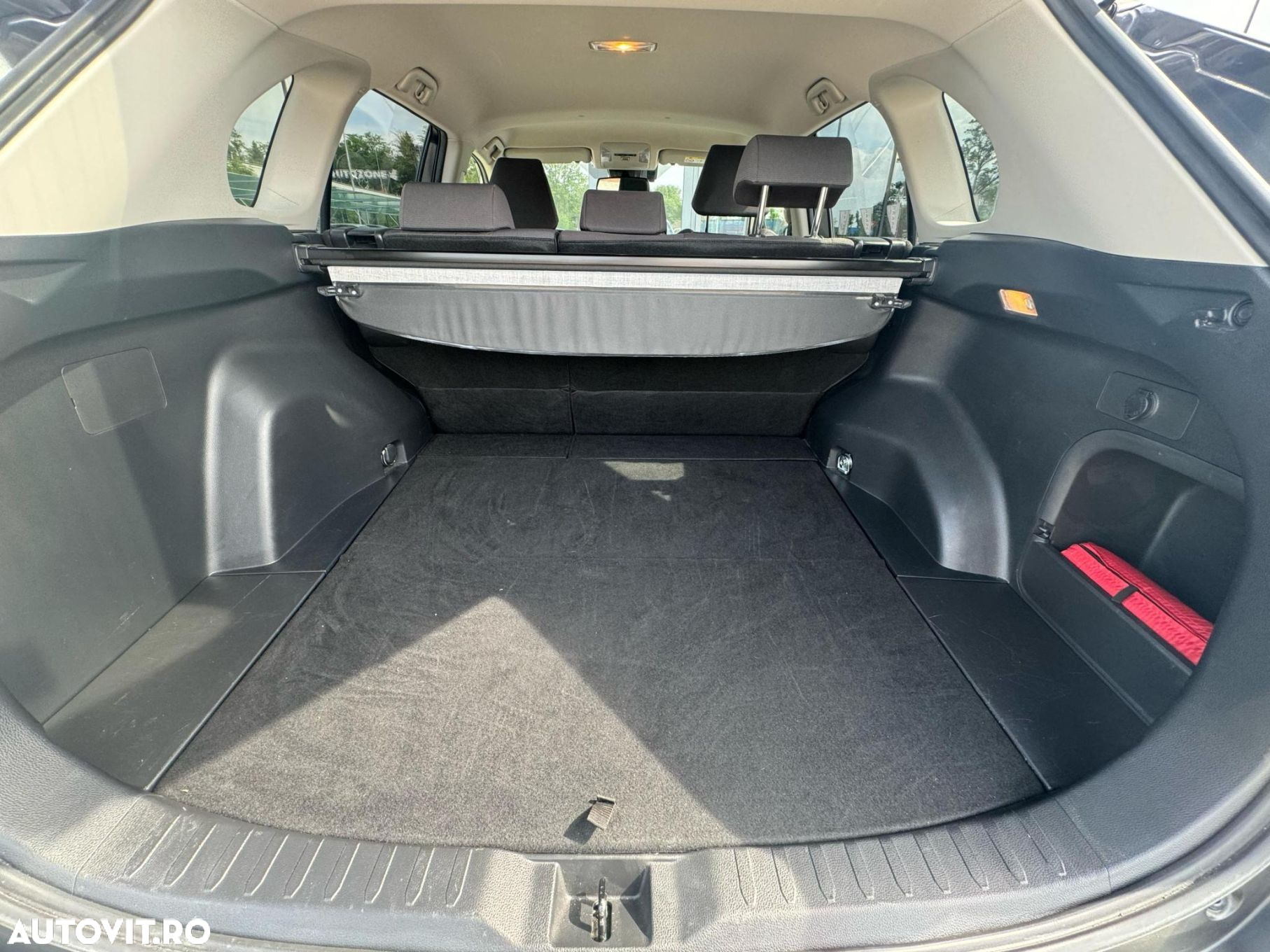 Toyota RAV4 2.5 Hybrid VVT-iE 4x2 Dynamic - 29