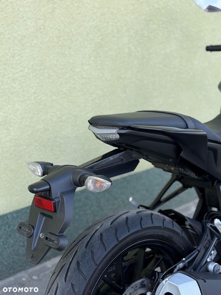Yamaha MT - 11