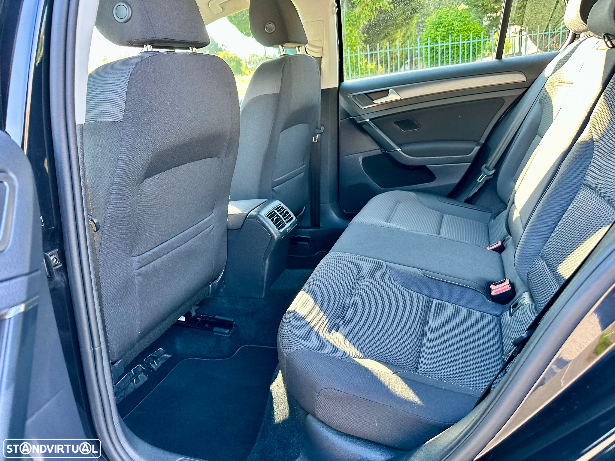 VW Golf 1.0 TSI Confortline - 21