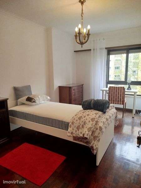 Vende-se T3 em Massamá - Grande imagem: 3/8