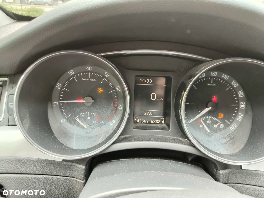 Skoda Superb 1.8 TSI Family - 8
