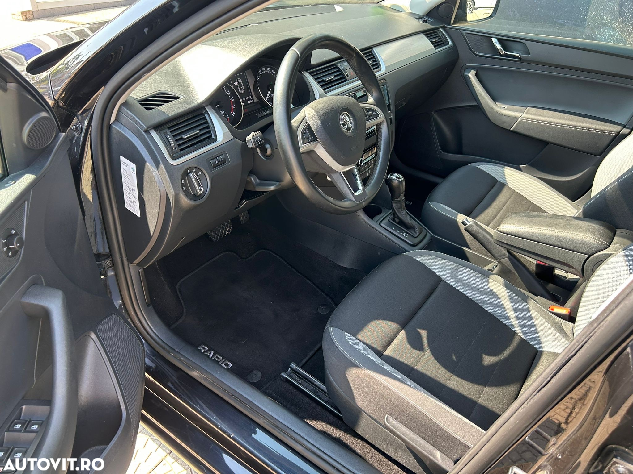 Skoda RAPID 1.4 TDI DSG Ambition - 10