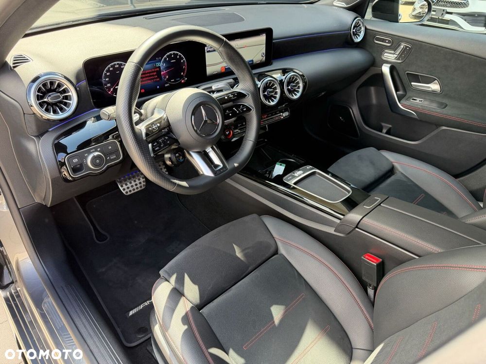Mercedes-Benz Klasa A 35 AMG 4-Matic 8G-DCT - 12