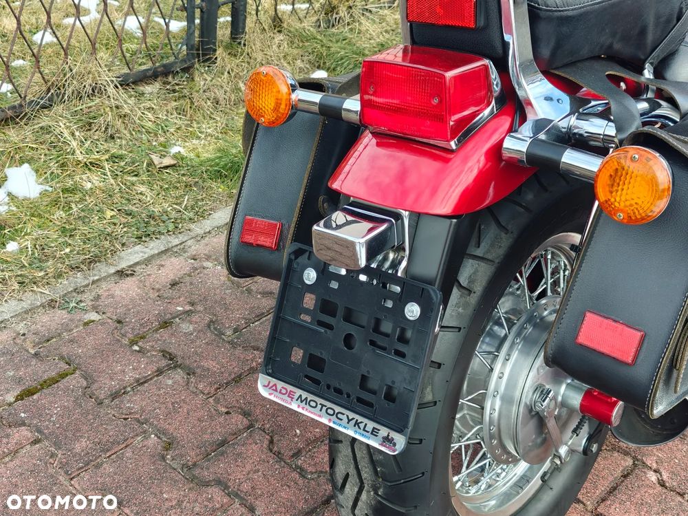 Suzuki Intruder - 14