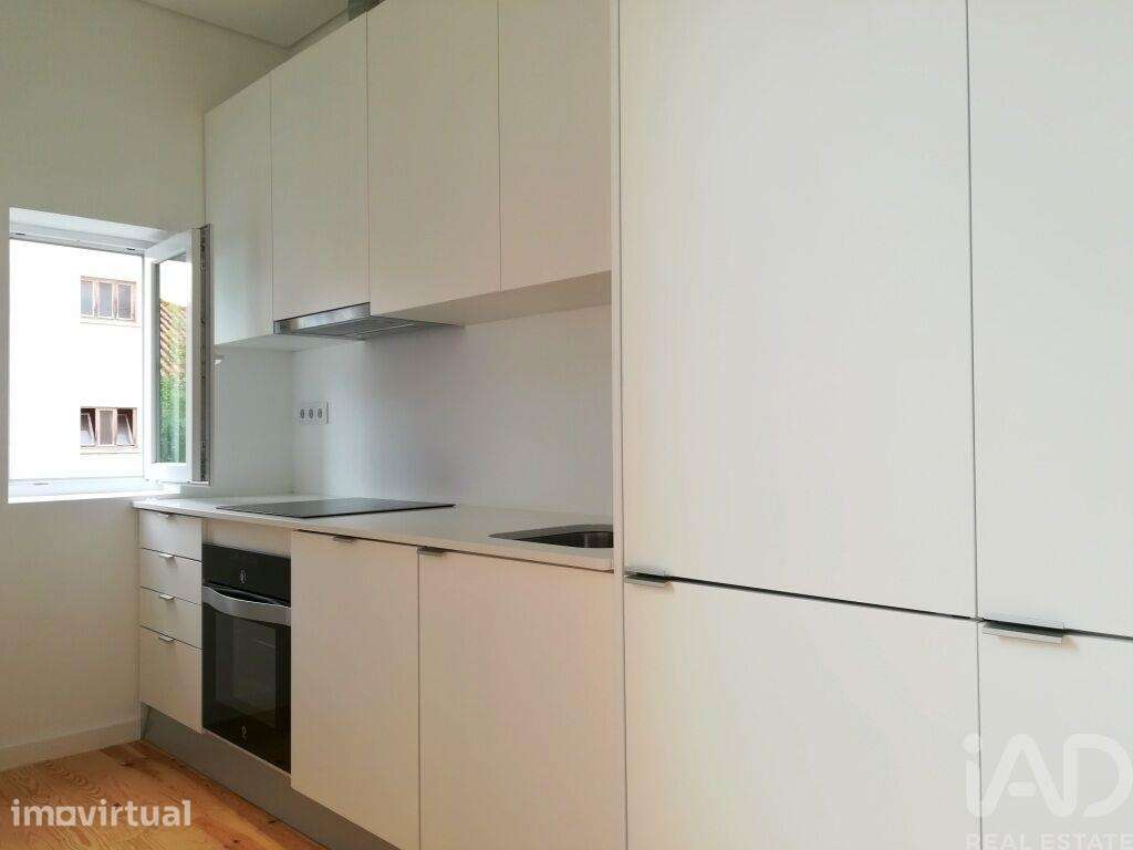 Apartamento T1 em Campo de Ourique de 60,00 m2 - Grande imagem: 5/27