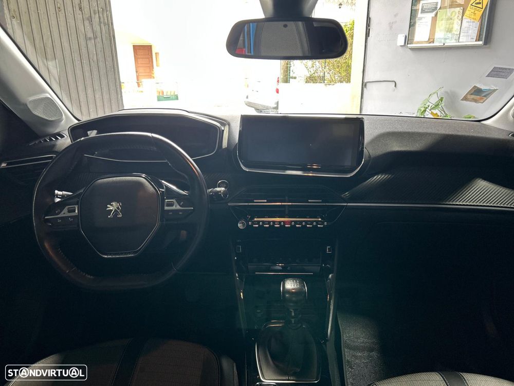 Peugeot 208 PureTech 100 Allure - 14