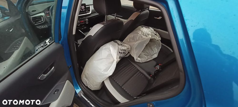 Kia Stonic 1.2 M - 6