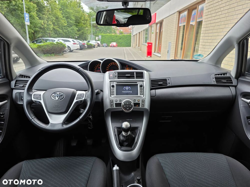 Toyota Verso 1.8 5-Sitzer Executive - 26