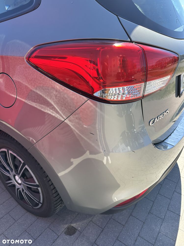 Kia Carens 1.6 GDI L 7os - 11