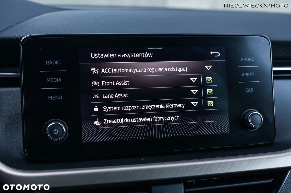 Skoda Kamiq 1.0 TSI Style - 26