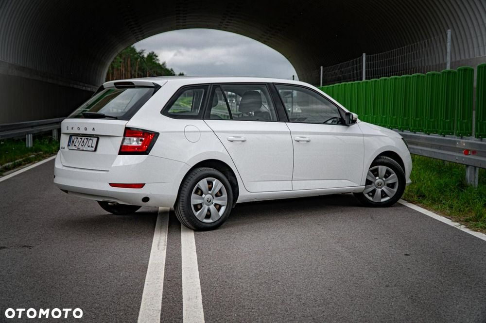 Skoda Fabia - 25