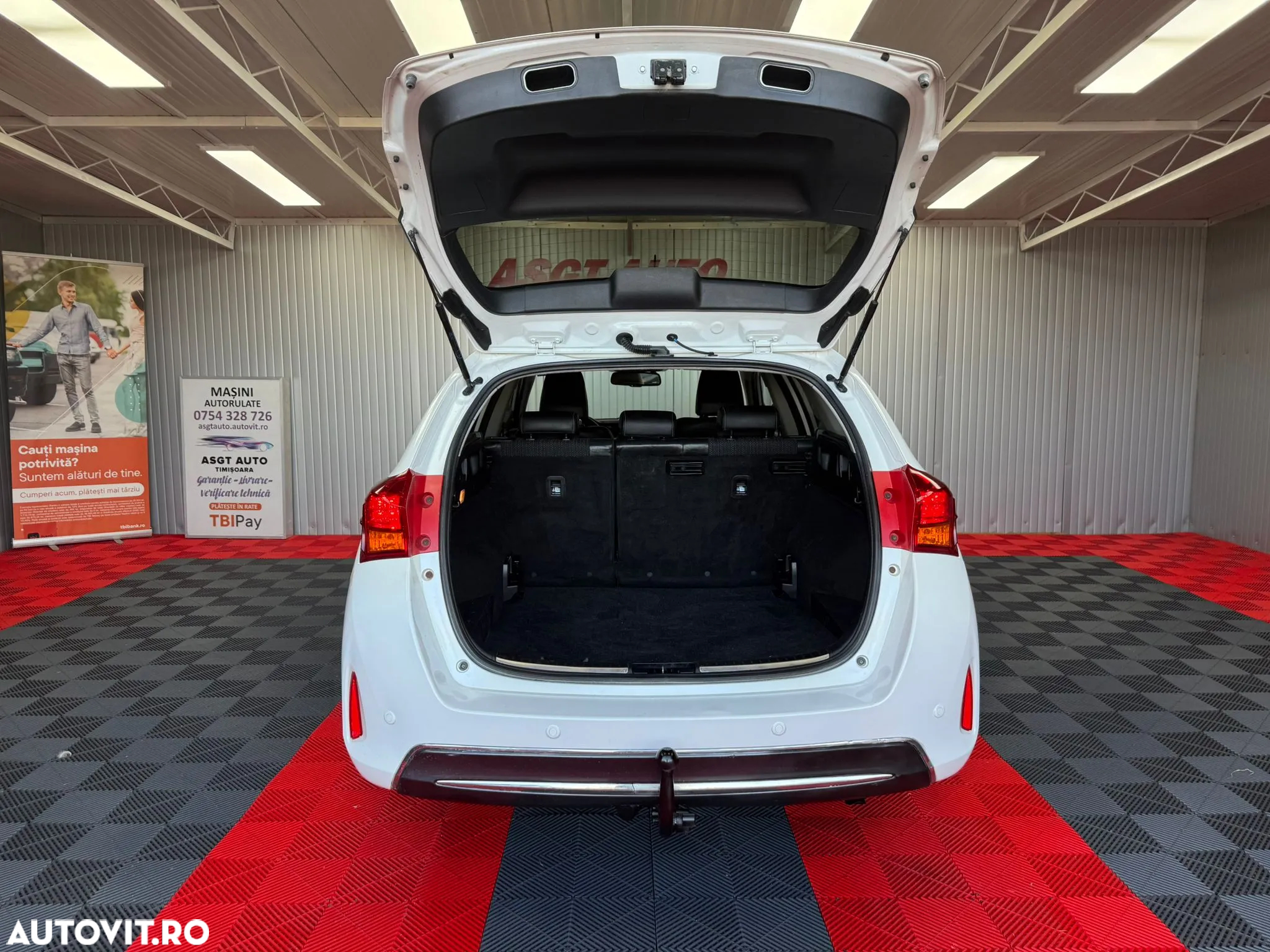 Toyota Auris - 17