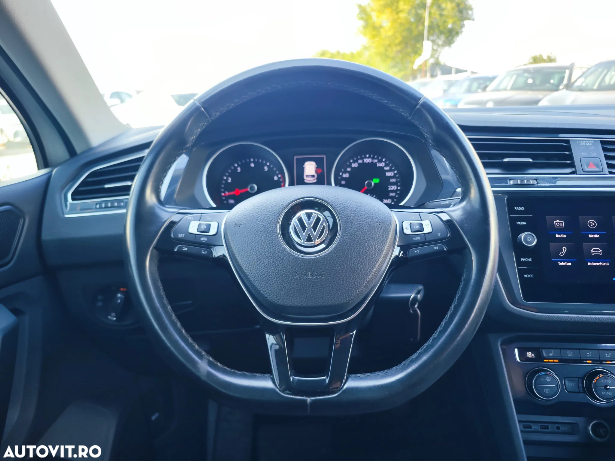 Volkswagen Tiguan 1.5 TSI ACT DSG Comfortline - 23