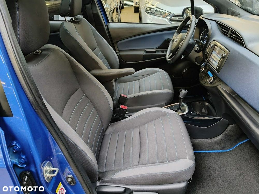 Toyota Yaris Hybrid 1.5 VVT-i Style Selection - 15