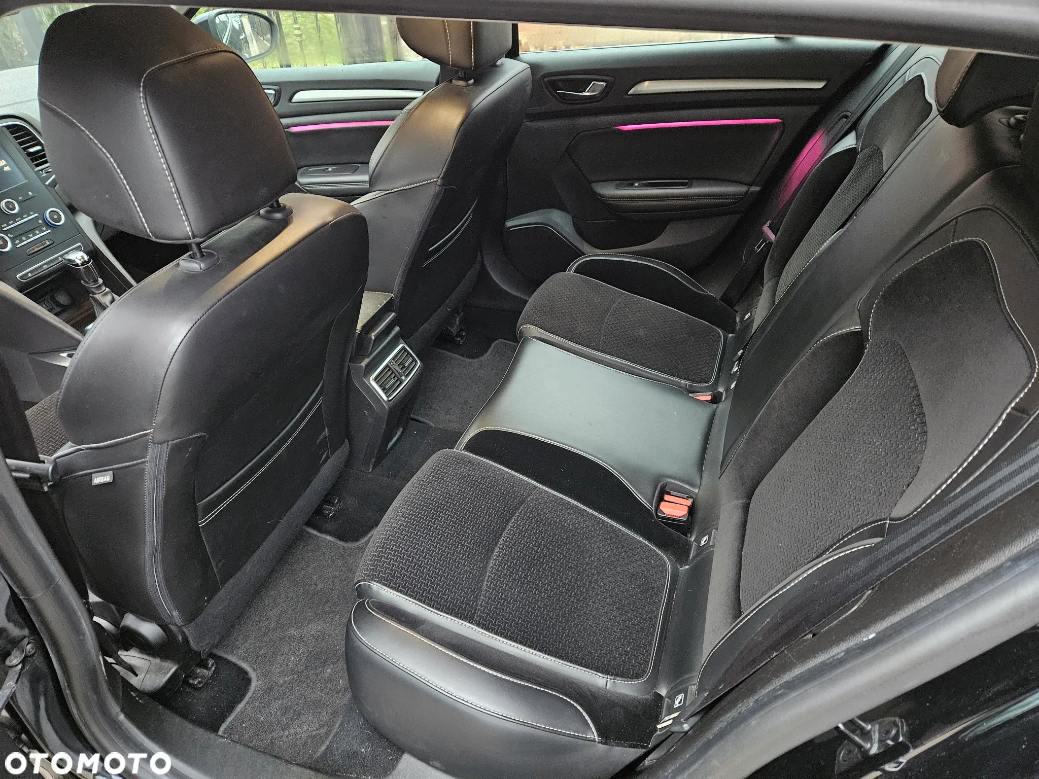 Renault Megane Grandtour ENERGY TCe 130 INTENS - 27