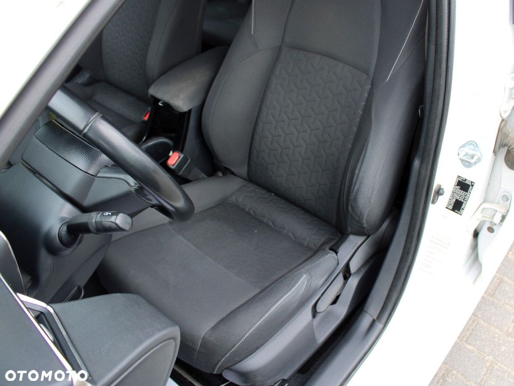 Toyota Corolla 1.8 Hybrid Comfort - 11
