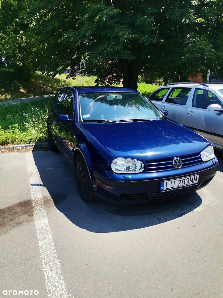 Volkswagen Golf 1.4 Basis - 2