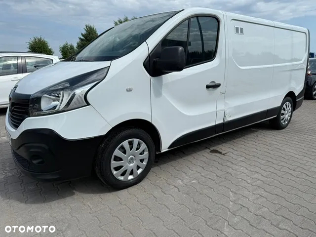 Renault TRAFIC - 2