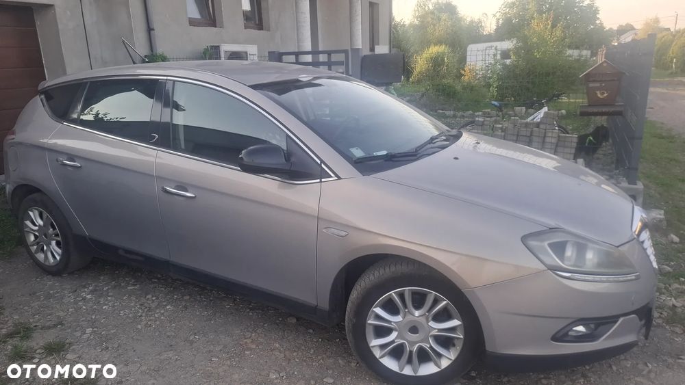 Lancia Delta 1.6 MJ Oro - 2