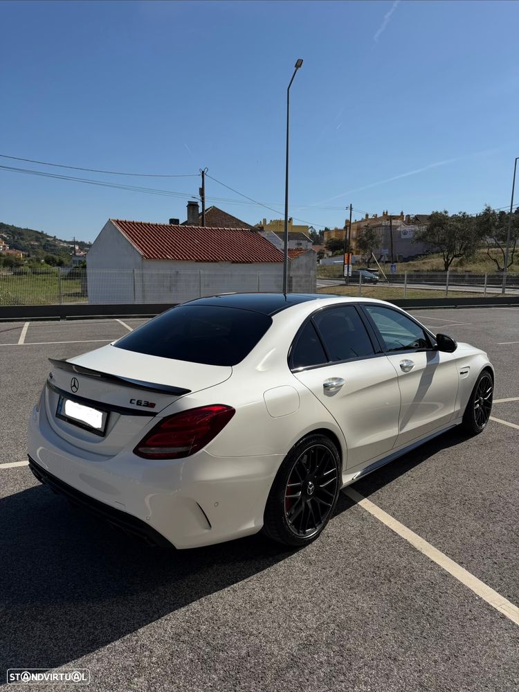 Mercedes-Benz C 63 AMG S - 7