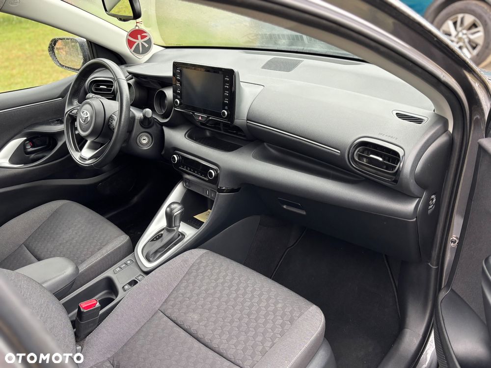 Toyota Yaris Hybrid 1.5 Executive - 10