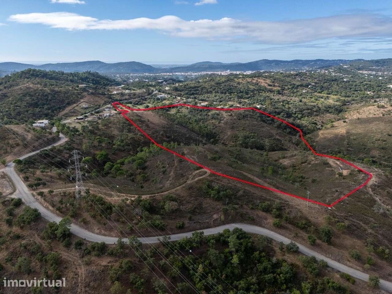 Terreno Rústico com 57 750m2 no Bico Alto em São Brás de Alportel - Grande imagem: 2/36