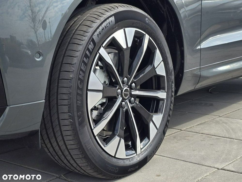 Volvo XC 60 T8 AWD Ultra Dark - 16