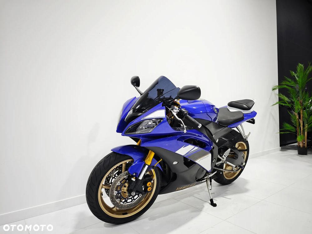 Yamaha R6 - 18