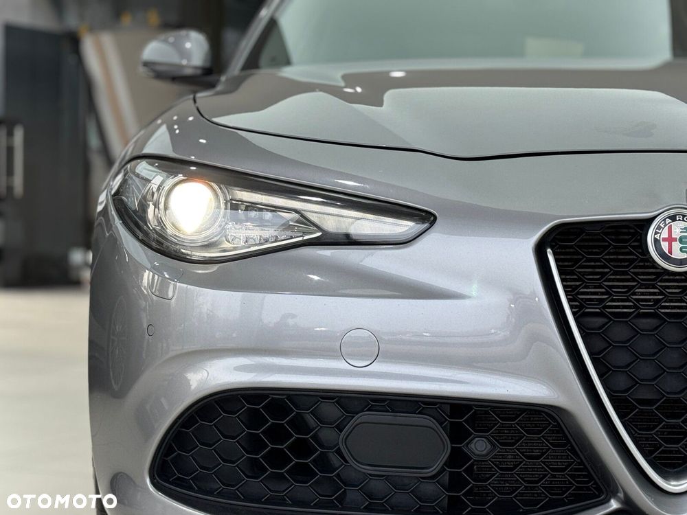 Alfa Romeo Giulia 2.0 Turbo Veloce Q4 - 36