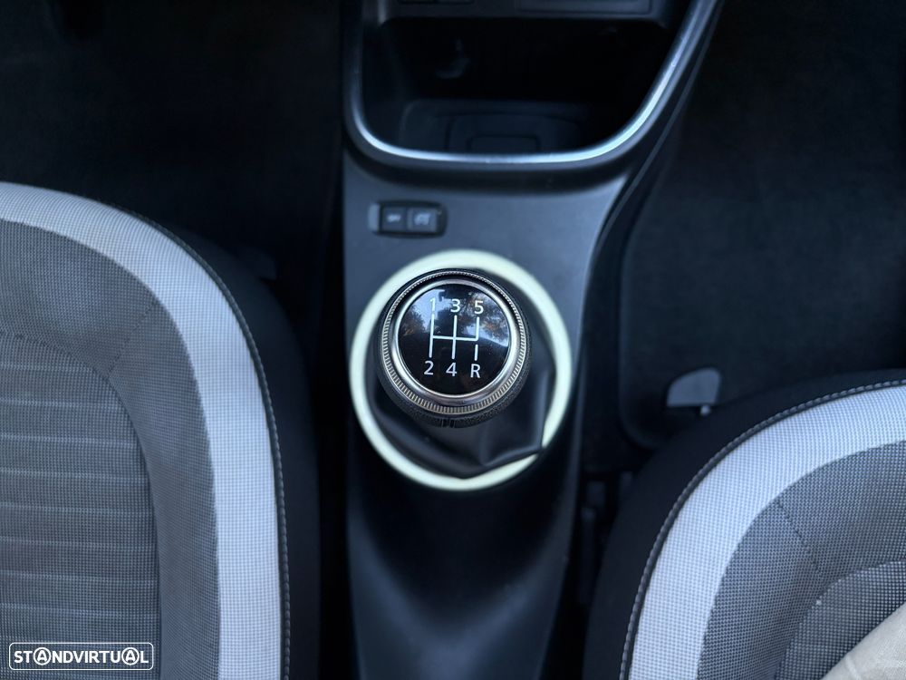 Renault Twingo 1.0 SCe Zen - 32