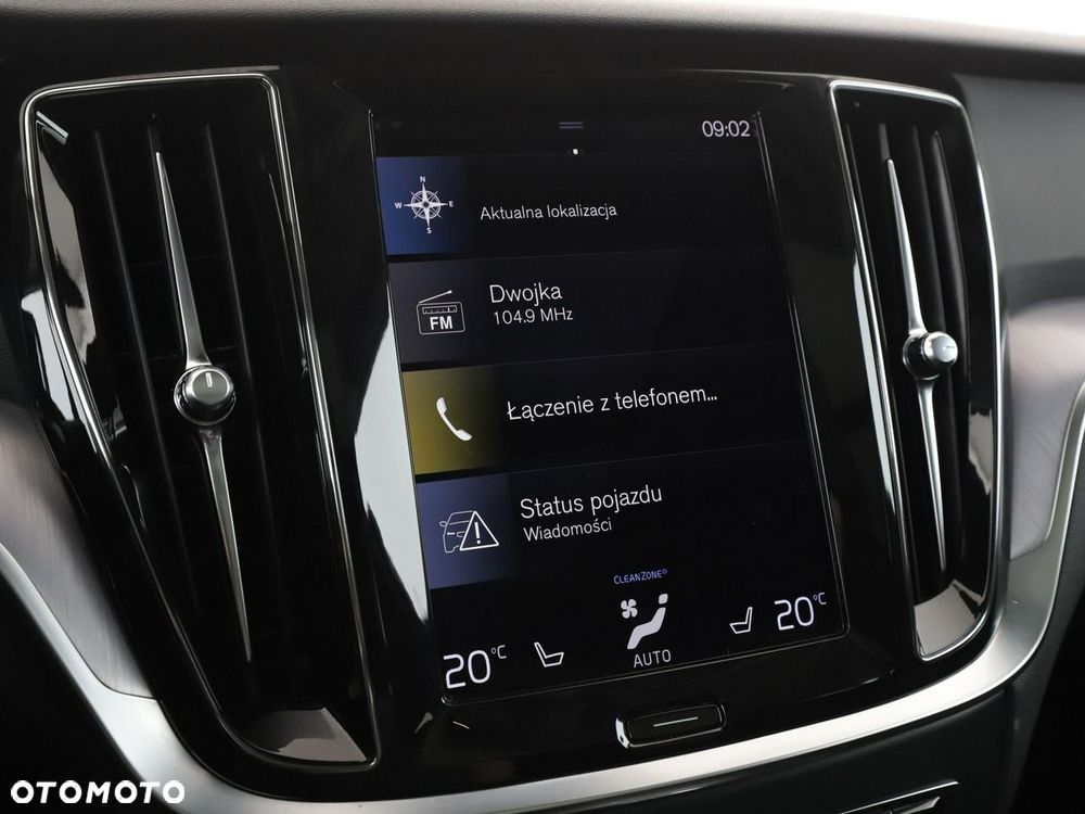 Volvo V60 B4 D Geartronic Momentum Pro - 24